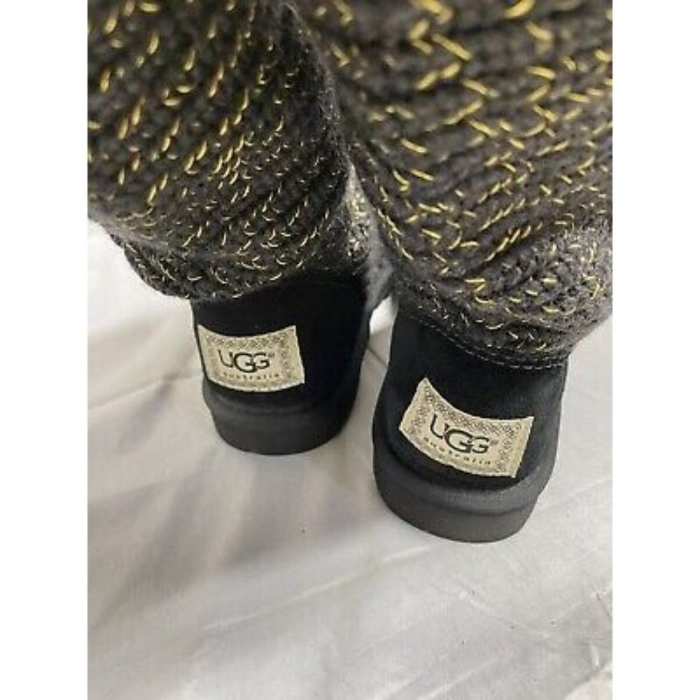 UGG Australia Classic Cardy Knit women Size 6 NWOT